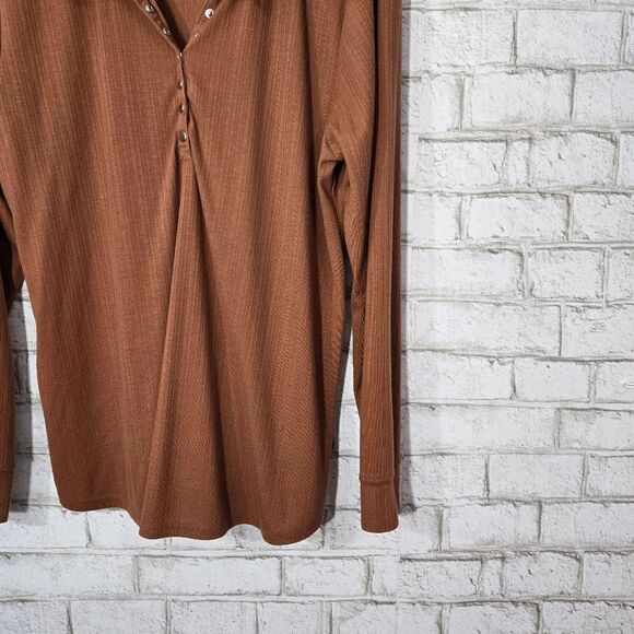 Maurices collared long sleeve brown top - Picture 6 of 13